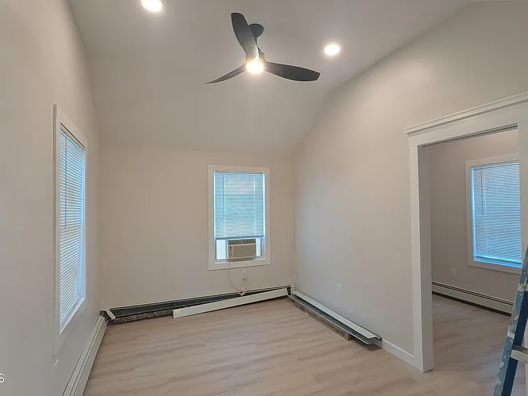 20 Howard Ave #B — Photo 1