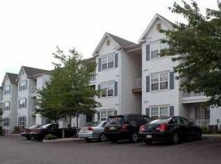 1734 Waterford Dr, Edison, NJ