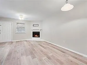 737 Heavens Dr #2 — Photo 7