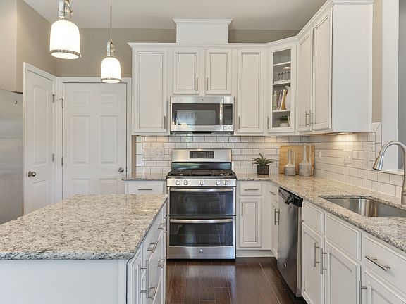 Images of the home are for illustrative purposes only and should never be relied upon