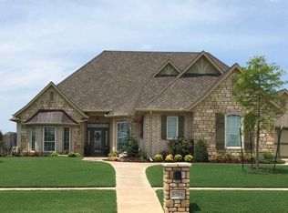 3704 NE Eastlake Dr, Lawton, OK 73507