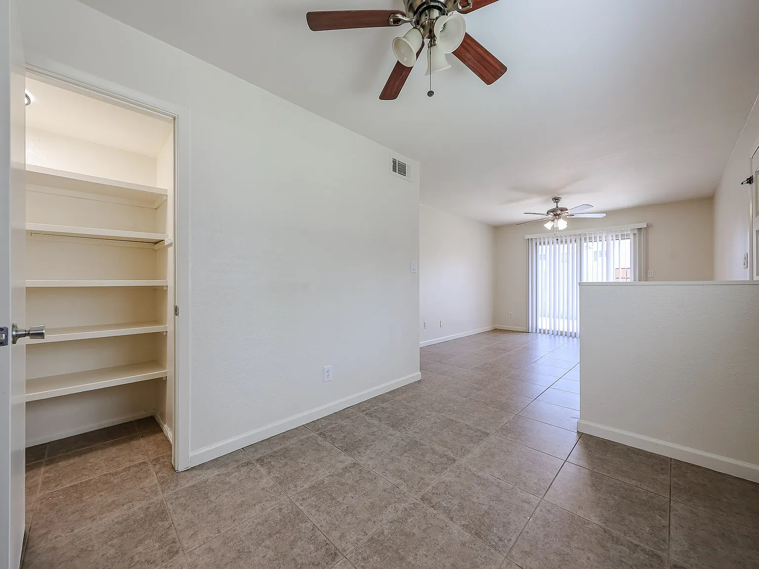 2 bed, 792 sqft, $1,399 — Photo 4