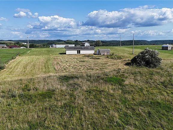4th image of 57806 Township Road 261