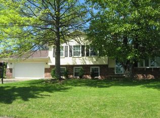 357 Wyoga Lake Blvd, Stow, OH 44224