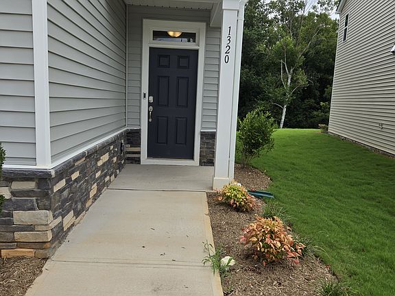 2nd image of 1320 Maple Branch Cir