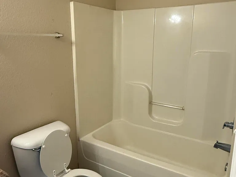 1339 Foxwood Pl — Photo 10