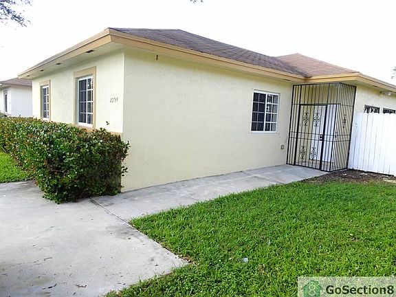 4th image of 20744 NW 31st Ave