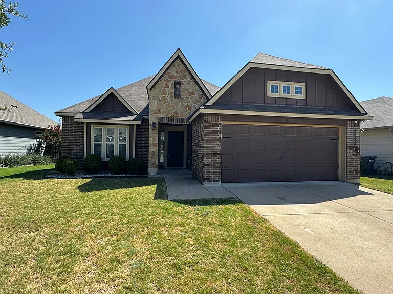 3012 Samson Dr — Photo 10
