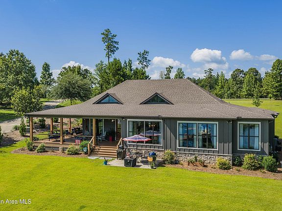 2nd image of 409 Lakewinds Rd