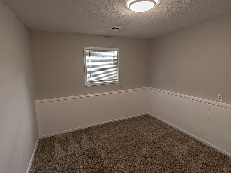 2916 Leeway Dr #C — Photo 8