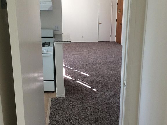5th image of 7236 Fountain Ave #6