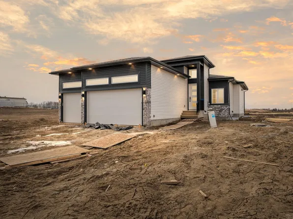8 Southbridge Dr, Calmar, AB T0C 0V0