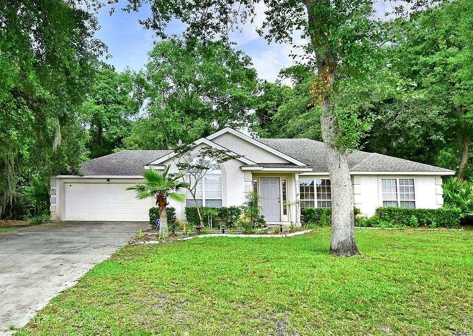 1st image of 141 Hidden Lakes Dr