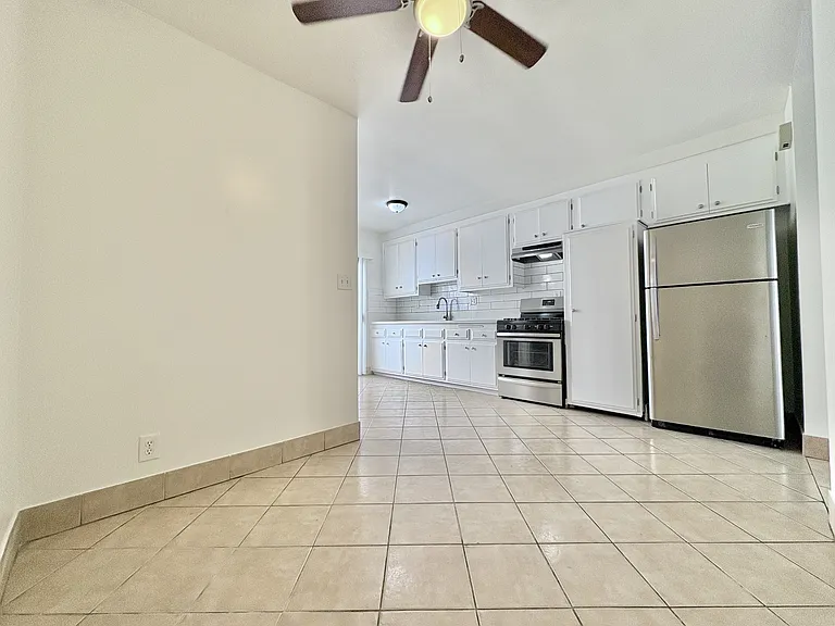 647 Olive Ave #3 — Photo 5