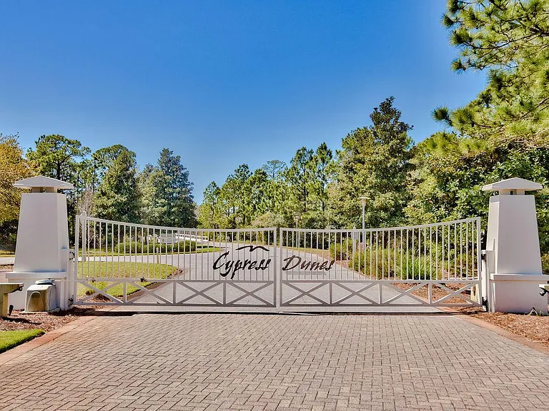 187 Cypress Dr — Photo 59