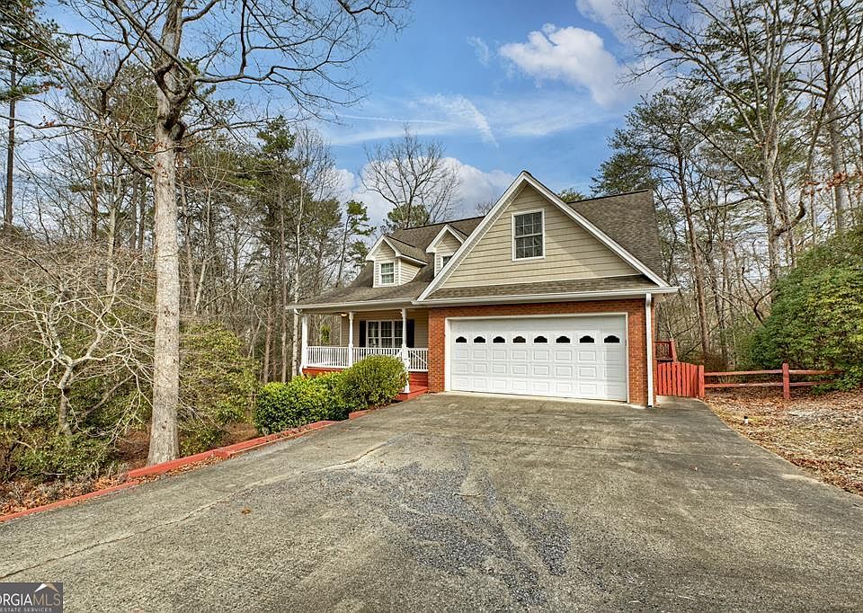 1st image of 220 Oakridge Ln