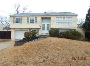 325 Monroe Ave, Edgewater Park, NJ 08010