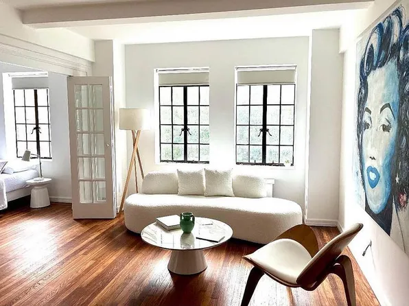 25 Tudor City Pl APT 720, New York, NY 10017