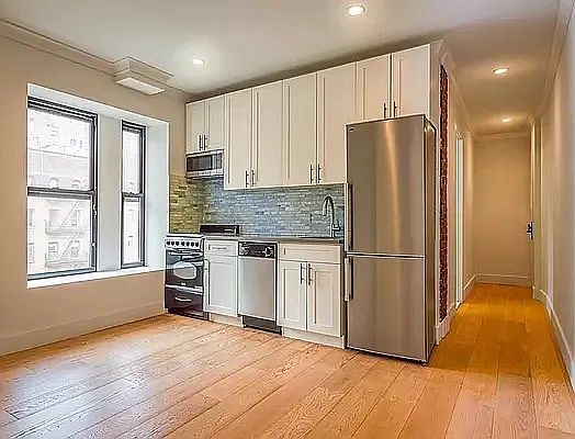 3rd image of 401 E 50th St #1C