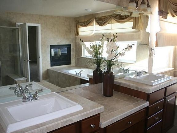EXQUISITE, TILED MASTER BATH