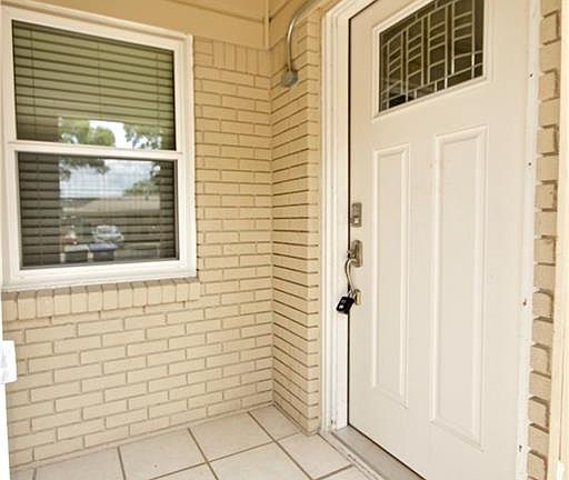 4th image of 2506 Post Oak Ave