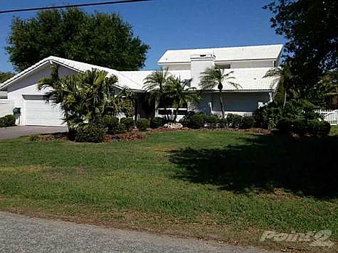 2nd image of 1755 Stanford Ln