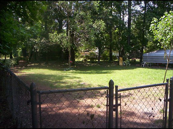 Big backyard !!