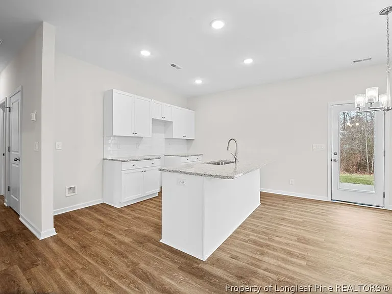 166 Brickendon Ln #276 — Photo 7