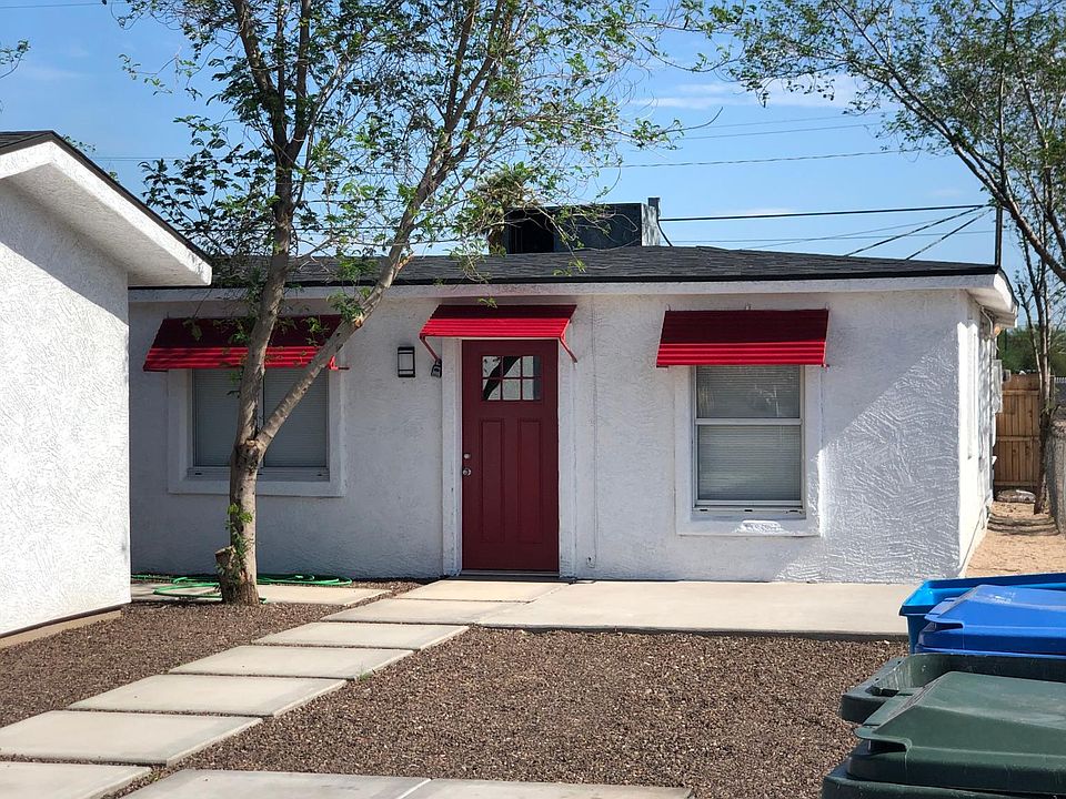 1st image of 1906 E Jackson St #2