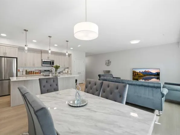 20295 N Seton Way SE #6105, Calgary, AB T3M 2P2