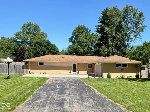 9940 W Sunset Ln, Elwood, IN 46036