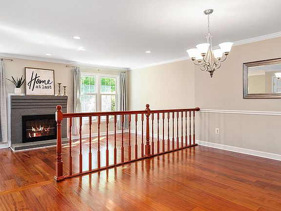 5th image of 3703 Mount Airey Ln