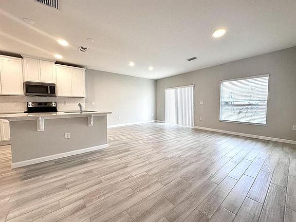 2nd image of 14860 Harvest St