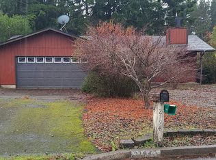 2194 16th St, Florence, OR 97439