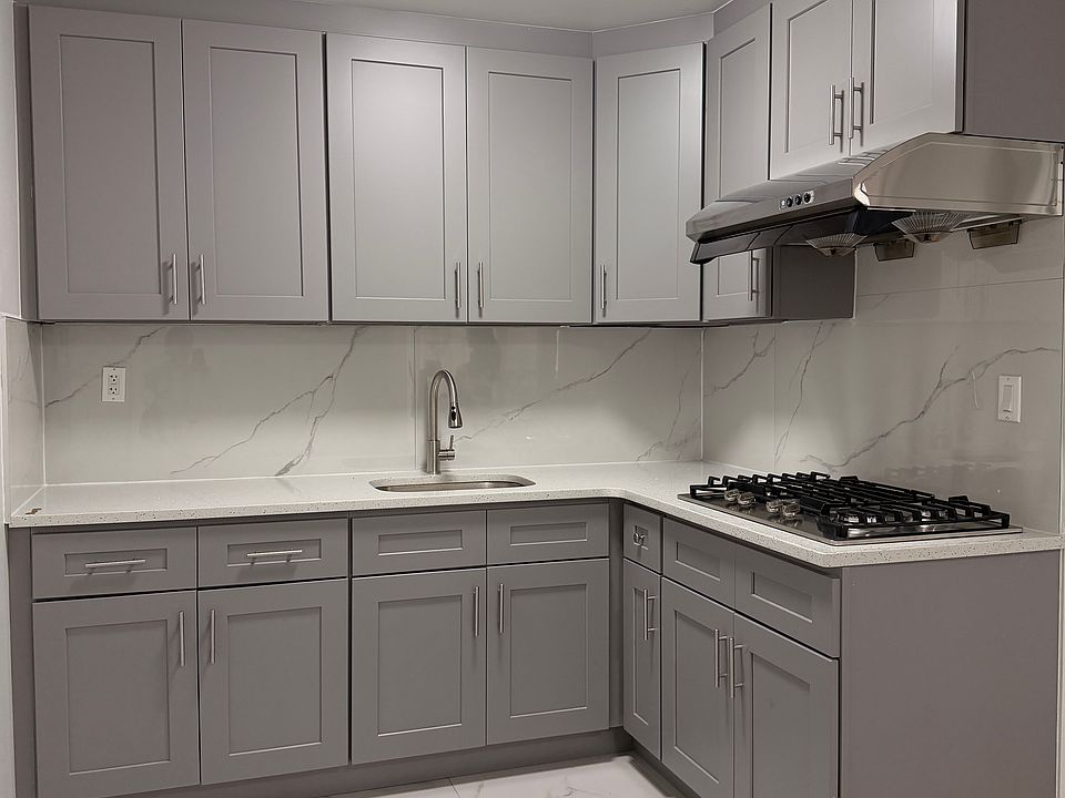 1st image of 10831 37th Ave APT 2