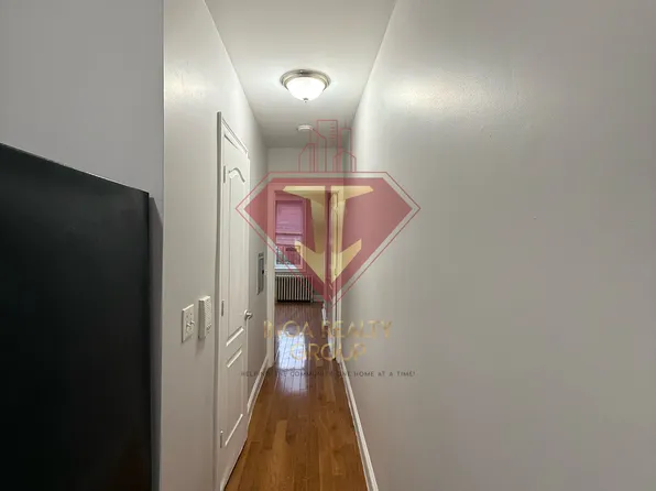 301 71st Street image 3 of 6