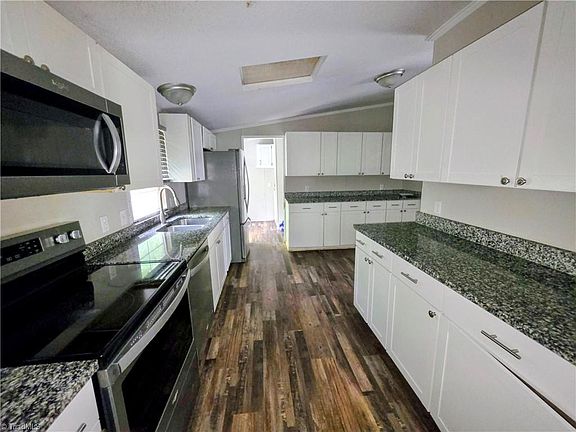 5th image of 229 Brushy Dr