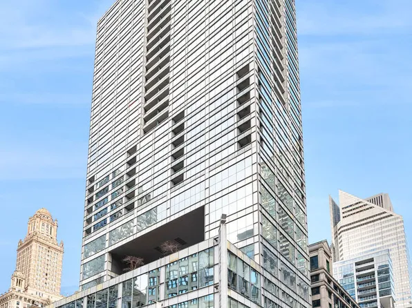 8 E Randolph St Unit 1006, Chicago, IL 60601