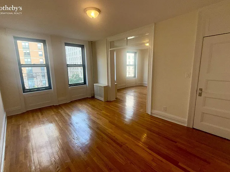 251 W 87th St #61 — Photo 2