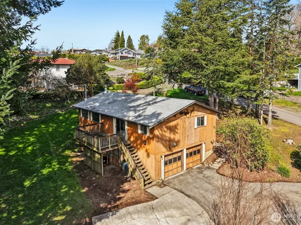 2421 Crestline St, Ferndale, WA 98248