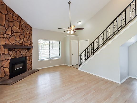 5th image of 15818 Gatebriar Dr
