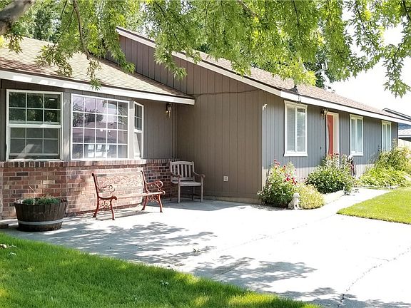 5th image of 1175 E Grand Dr