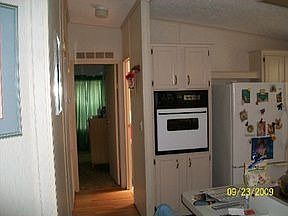 5th image of 32 Bayberry Dr