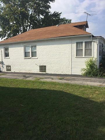 1st image of 15140 Winchester Ave
