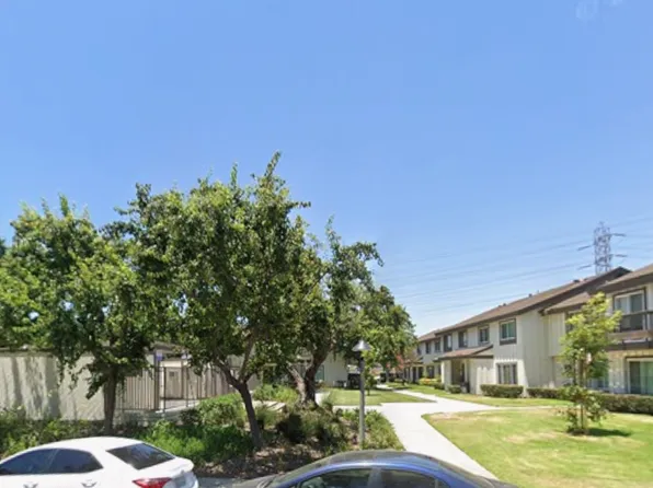 9611 Karmont Ave, South Gate, CA 90280