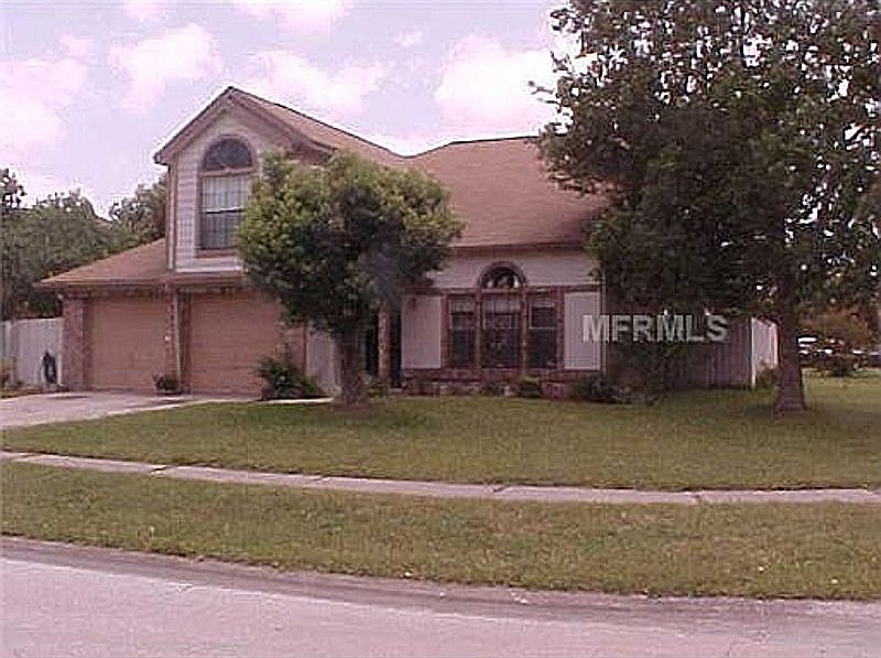 1st image of 11811 Whispering Tree Ave