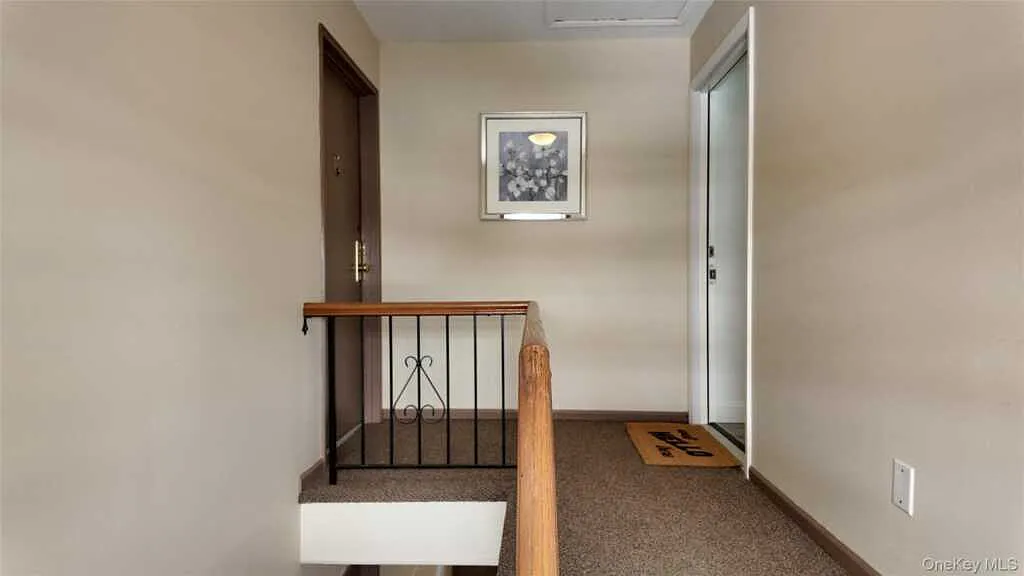 10 Lenox Court Court, Suffern, NY 10901 — Photo 2