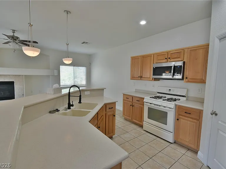 6555 Bucking Horse Ln #103 — Photo 13