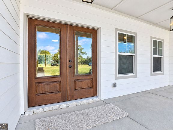 3rd image of 704 Inman Rd #3