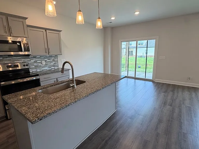 2636 Rafiki Dr — Photo 11